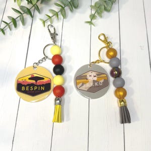 Star Wars Planets Keychain Set – Tatooine Hoth Endor Galaxy Accessories – Sci-Fi Lover Gift – Space Themed Bag Charm – Star Wars Fan Merc