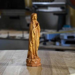 Hand Carved Maple Virgin Mary Statue – Christian Religious Icon image 7
