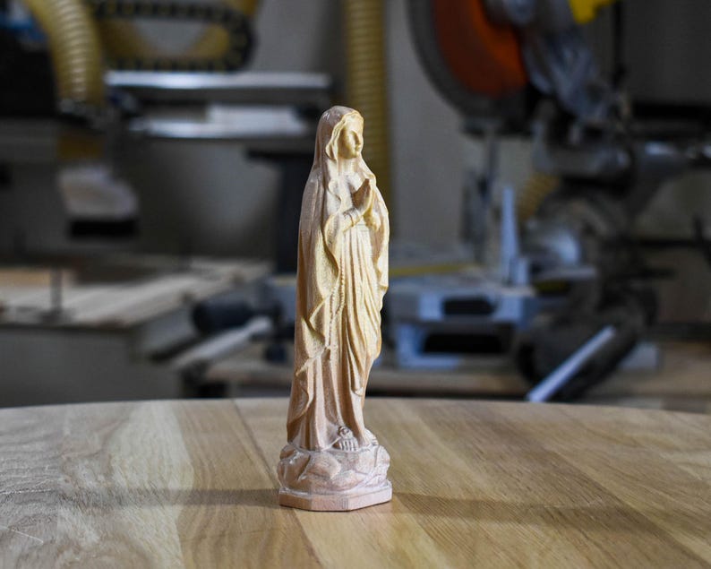 Hand Carved Maple Virgin Mary Statue – Christian Religious Icon image 3