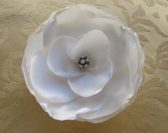 Braut Kopfschmuck Creme Weiß Haarklammer Stoffblume "Blanche" Brautschmuck Hochzeit festlich elegant romantisch Taufe Jubiläum Abschlussball