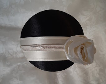 Fascinator Schwarz Creme 20er Jahre Blume "Eve" Headpiece Hut Kopfschmuck Hochzeit elegant romantisch Accessoire festlich