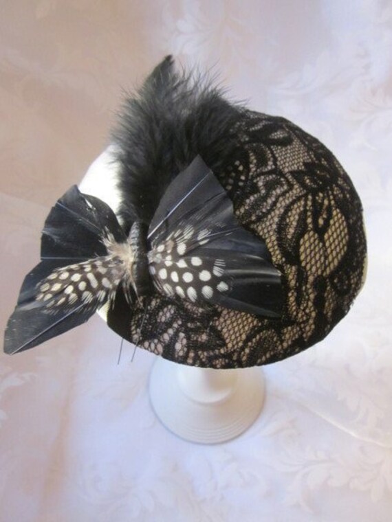 Fascinator Black and White With Butterfly Satin Lace  display picture 3