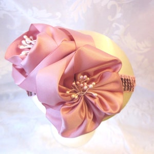 Braut Kopfschmuck Fascinator Hut Headpiece Creme Rosa Altrosa Jeanette elegant Hochzeit Taufe Abschlussball afbeelding 1