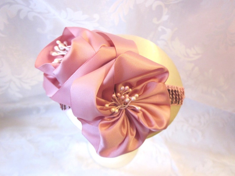 Braut Kopfschmuck Fascinator Hut Headpiece Creme Rosa Altrosa Jeanette elegant Hochzeit Taufe Abschlussball afbeelding 1