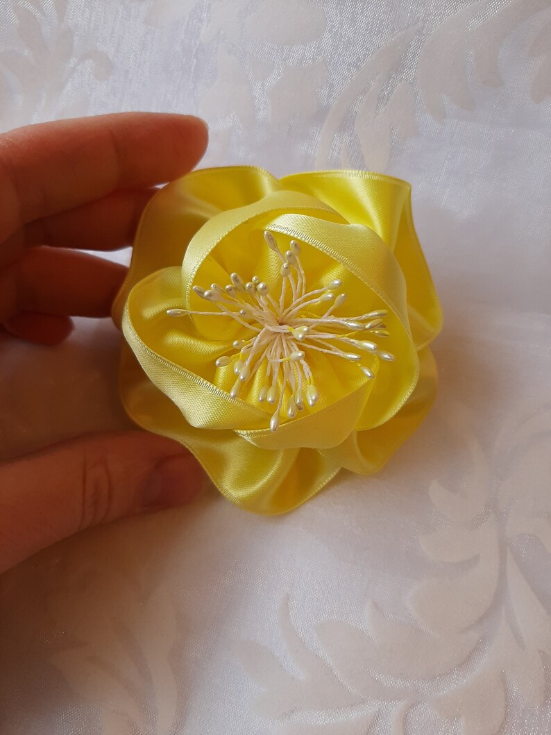 Braut Brosche Klammer Blüte Rose gelb Louise ein zauberhaftes Accessoire für festliche Gelegenheiten Bild 2