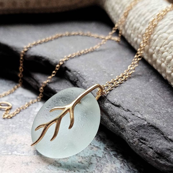 Gold sea glass jewellery. Seaweed design necklace. Gold vermeil. Ocean inspired pendant. Handmade gift. Beach glass jewellery.