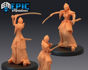 Female Samurai Miniature Set  | 28mm-32mm | 3D Printed Resin Female Samurai Warriors for D&D / Pathfinder | RPG Tabletop