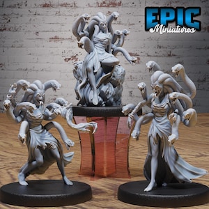 Medusa Miniature | 28mm & 32mm Scale Mythical Creature for DnD, Pathfinder, Tabletop RPGs, and Dark Fantasy Adventures