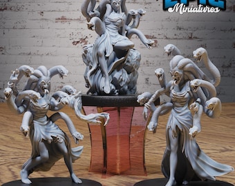 Medusa Miniature | 28mm-32mm | 3D Printed Resin Medusa / Snake-Haired Monster for D&D / Pathfinder | RPG Tabletop