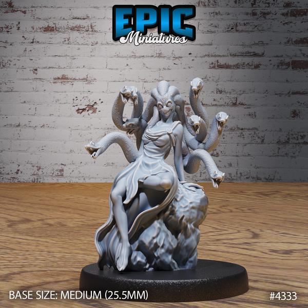medusa-miniature-28mm-32mm-3d-printed-resin-medusa-snake-haired