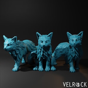 Cat Familiar by Velrock miniature in both 32mm scale and 28mm scale, small familiar cat, cat familiar, Small pet, pet cat mini