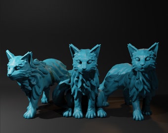 Cat Familiar by Velrock miniature in both 32mm scale and 28mm scale, small familiar cat, cat familiar, Small pet, pet cat mini