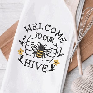 Welcome to our Bee Hive Sketch Embroidery Design- Available Sizes 8x12 6x10 5x7 4x4 INSTANT DIGITAL DOWNLOAD