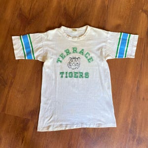 Vintage 70s Champion Blue Bar Made in USA
