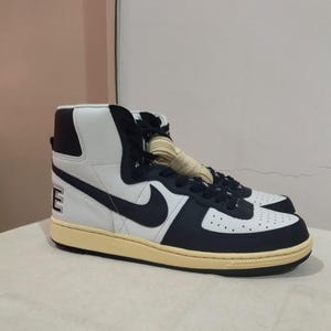 Vintage Nike Hi Top - Etsy display picture 1