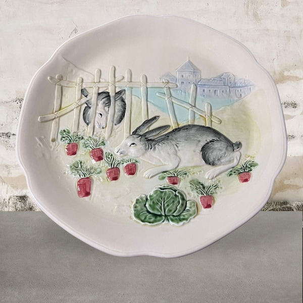Vintage Haldon Group Majolica Decorative Bunny-Rabbit Plate