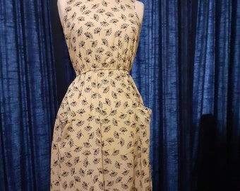 Ladies summer dress 1940/50 ivory and black UK8