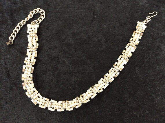 Fab Mid-Mod Gold and Pearl Necklace! - image 6