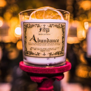 ABUNDANCE INTENTION CANDLE w/ citrine healing crystals/ Soy Candle/ Crystal Intention Candle / Manifestation Candle/Gift For Her