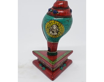 Beautiful Handmade Tibetan Buddhist Conch Shell with Stone and Metal Inlays and Base Avalokiteśvara center ~ Made in Nepal