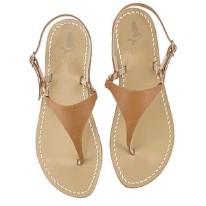Women&#39;s Tan Capri Sandals handmade in Italy - Capri flip-flop sandals in tan leather