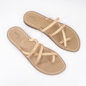 Syrenia Women's Flat Capri Sandals in nude leather color, Hand-Made in Sorrento, Made to Order image 3