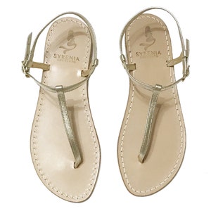 Gold Capri sandals with simple and elegant lines. Capri Sandals Syrenia handmade flip flop style. Capri sandals online shop Sandals woman image 2