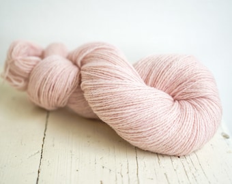 Lightest pink wool yarn - 100g./3,50 oz - New Zealand fingering wool - 505