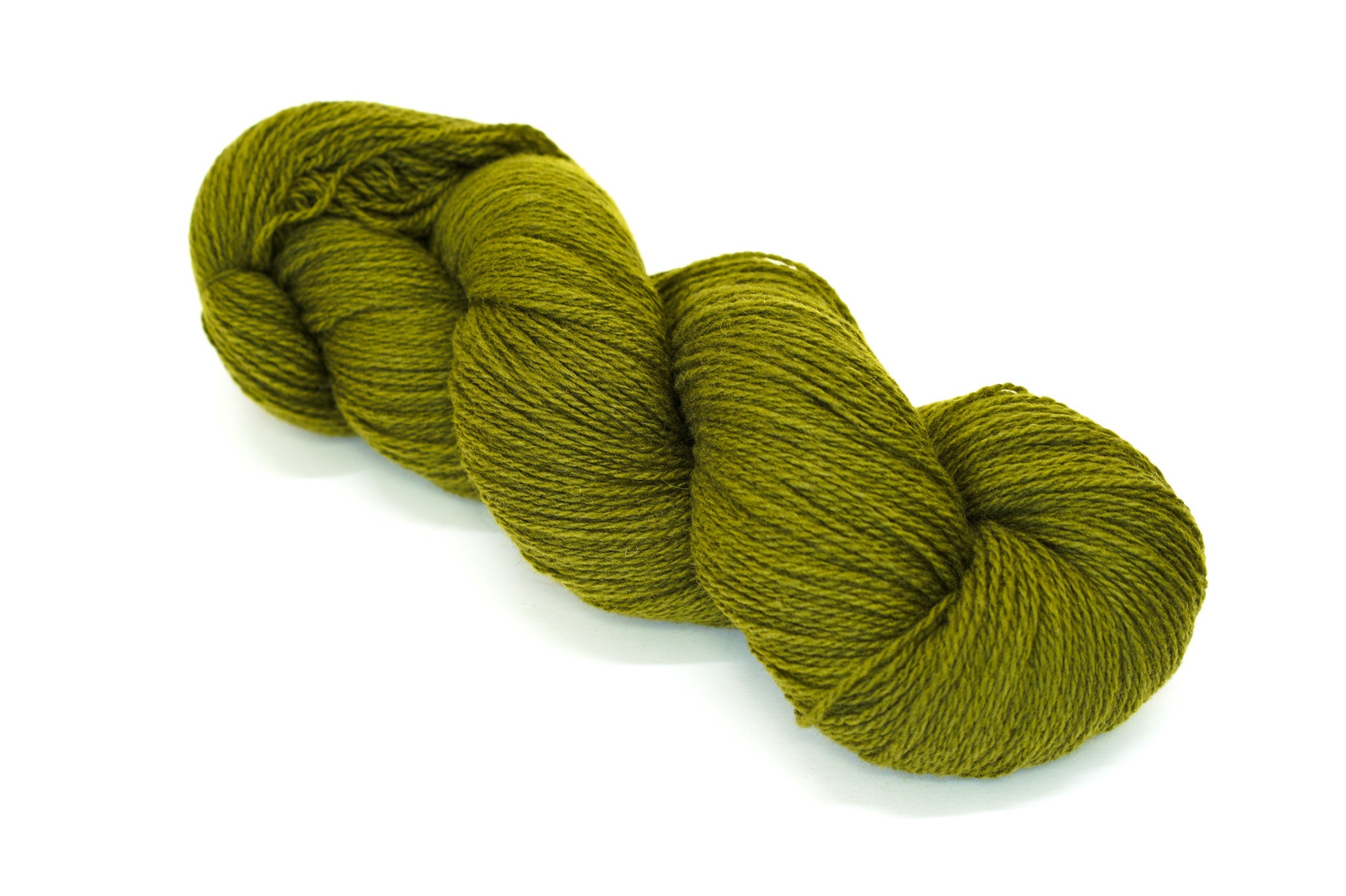 Moss Green Soft Merino Wool Yarn 440m/100g for Hand or Machine Knitting,  Crocheting, for Children and Adults Clothes, Weave Blankets 