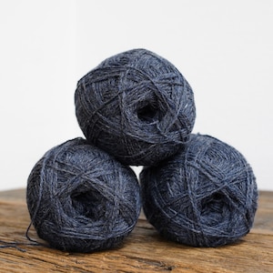 Filato di lana della Nuova Zelanda blu denim - Filato 100% lana - Filato di lana per tessitura - Filato per maglieria a mano o a macchina - Filato di lana per calzini - 100g/350 m - 470 C