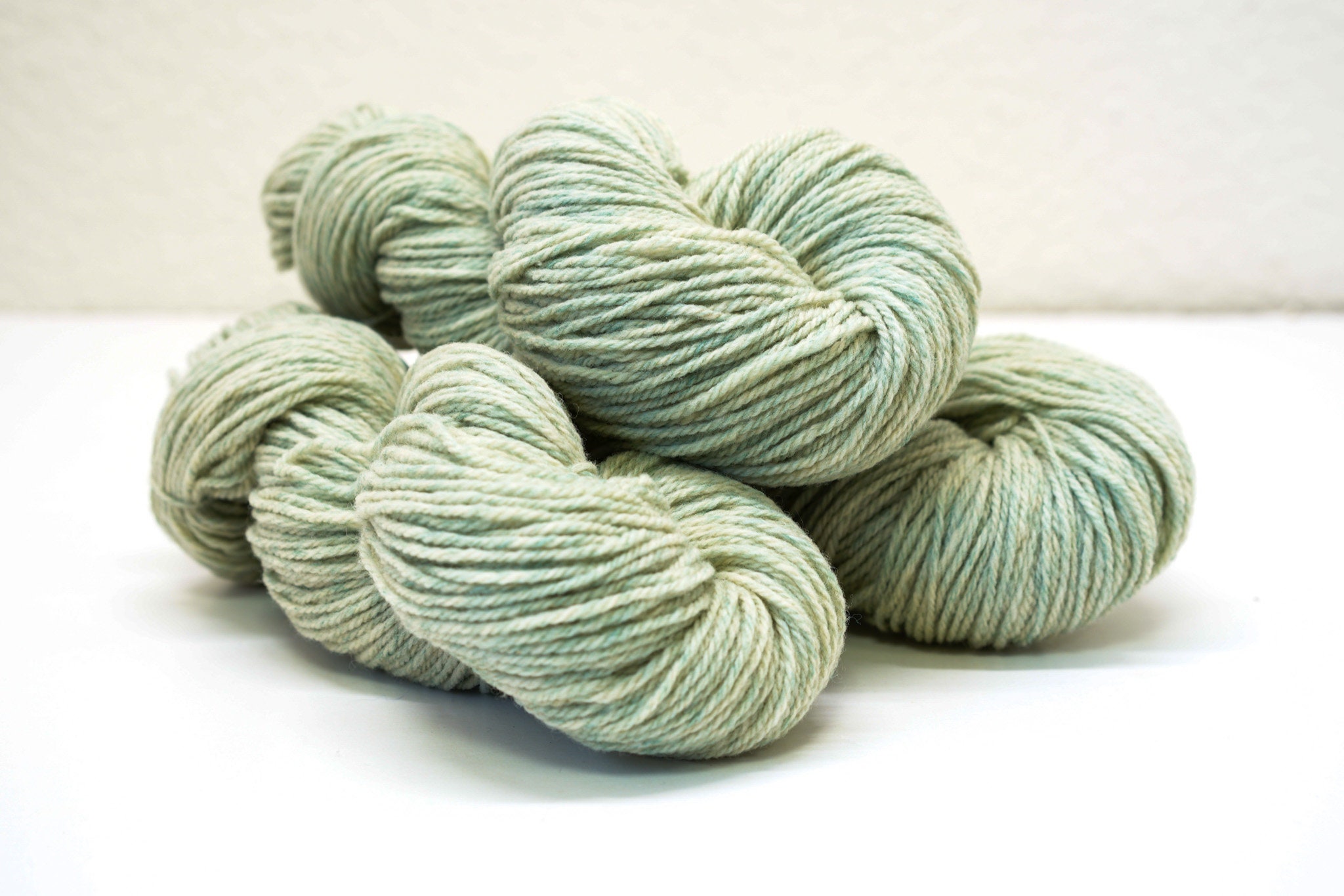 Light green melange extra soft merino wool yarn - 100g/3,5oz soft dyed threads, for hand knitting, crochet, weaving, kids, adults, blankets