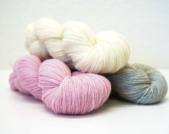 New Zealand Fingering Wool Yarn, 300g, White, Rose, Grey