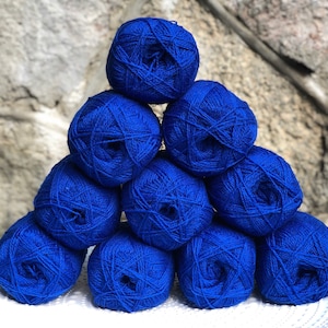 Royal blaues Garn aus Neuseeland Wolle - 100% Schurwolle - Fingering Wollfaser - Hand- oder Maschinenstrickgarn - Sockenwolle - YarnHome