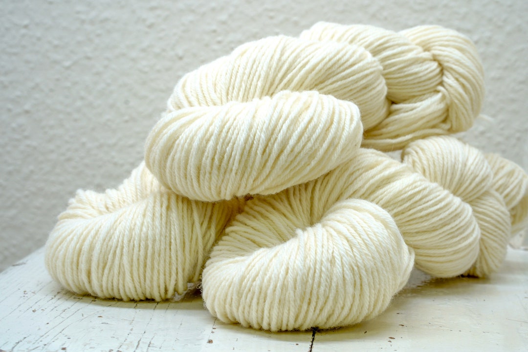Milk White Sheep Wool Yarn 100 G/ 170m Yarn for Dyeing New Zealand Wool