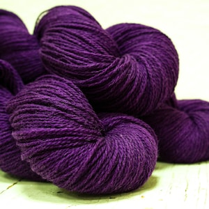 Purple New Zealand wool yarn - 100g./3,50 oz. for hand or machine knitting, weaving plaids, cardigans, gift for knitter - 109 Color