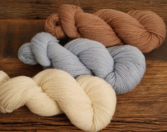 Taupe, white, blue shades wool yarn - 300g./10.58 oz. - Zealand fingering wool yarn - Hand knitting yarn - Weaving wool fiber - plaids wool