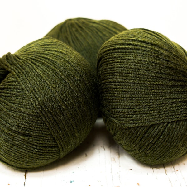 Lana PRO LANA verde bosque 80%/20 PO mezcla 100g./3.5 oz.- hilo suave, hilos lavables a máquina para niños tejiendo, crochet, tejido - C72