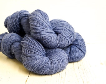 Fil de laine bleu acier - 100 g/3,50 oz - Laine de Nouvelle-Zélande pour tricoter à la main ou à la machine, tisser des plaids, des cardigans, un cadeau de tricot - 440 couleurs