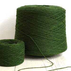 Waldgrüne Wolle in Kone 0,9kg/31.7oz - Fingering Wollgarn - 100% Schurwolle Garn zum Weben von Plaids, Sockenstricken - Handstrickwolle C350