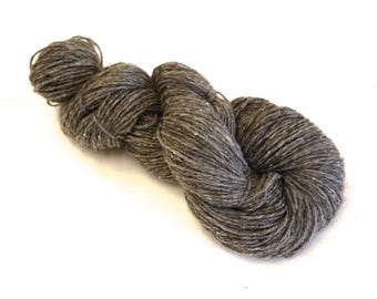 Bernese Mountain Dog Wool Yarn, Chiengora, 50% Merino, DK Yarn - 100g/260m