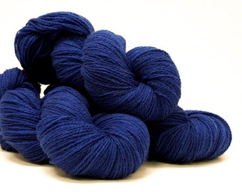 Fil de laine bleu encre - 100 g/3,50 oz - Laine de Nouvelle-Zélande pour tricoter à la main ou à la machine, tisser des plaids, des cardigans, un cadeau de tricot - 450 couleurs