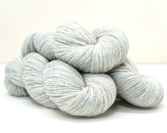 Light Grey Mélange Merino Wool Yarn | Fingering Weight, 440m