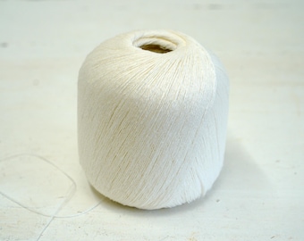 Milchweißes 100% Leinengarn – 2-fädig, 890 m / 100 g