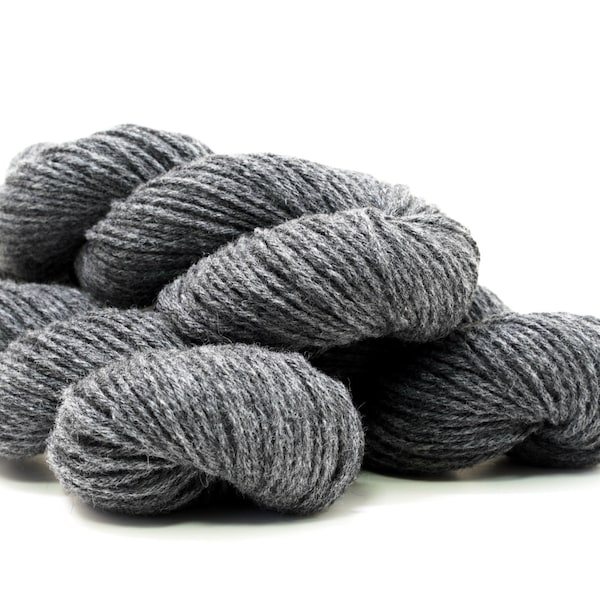 Fil de laine Aran de Nouvelle-Zélande gris graphite - 100 g/115 m - pour tricoter main, pour chaussons, cardigans chauds, manteaux, plaids, décoration d'intérieur - 206