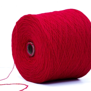 Lana merino color rosso natalizio 3960 m/900 g. in cono - filato fingering per maglieria a mano o a macchina, plaid, abbigliamento per bambini e adulti