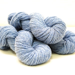 Mélange de fils de laine mérinos et de suffolk bleus 100 g/320 m. pour tricoter à la main, tisser des tissus, vêtements d'extérieur au crochet, cadeau de tricot, décoration d'intérieur image 4