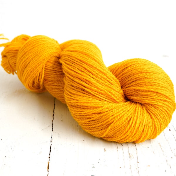 Saffron yellow New Zealand wool yarn for knitting outerwear, blankets, throws, woven fabrics for coats, decorative wall carpets - Color 730