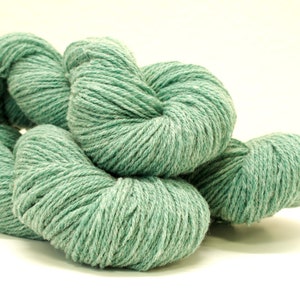 Filato misto lana merino e suffolk verde melange 100 g/320 m. per lavoro a maglia a mano, tessitura di tessuti, uncinetto per capispalla, regalo per magliai, arredamento per la casa