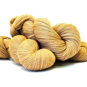 Filato di lana merino morbida color marrone latte - 440 m/100 g - per lavoro a maglia a mano o a macchina, uncinetto, per abbigliamento per bambini e adulti, per tessere coperte