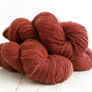 Gebrannte Ziegelwolle - 100g./3,50 oz. - Neuseeländische Fingering Wolle für Handstricken, Weben, Decken, Plaids, Socken - 276